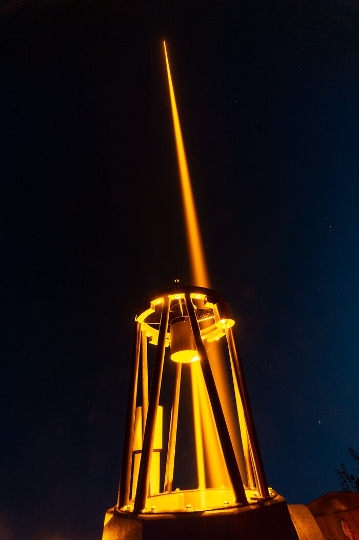 O laser CaNaPy durante ensaios de campo na Alemanha