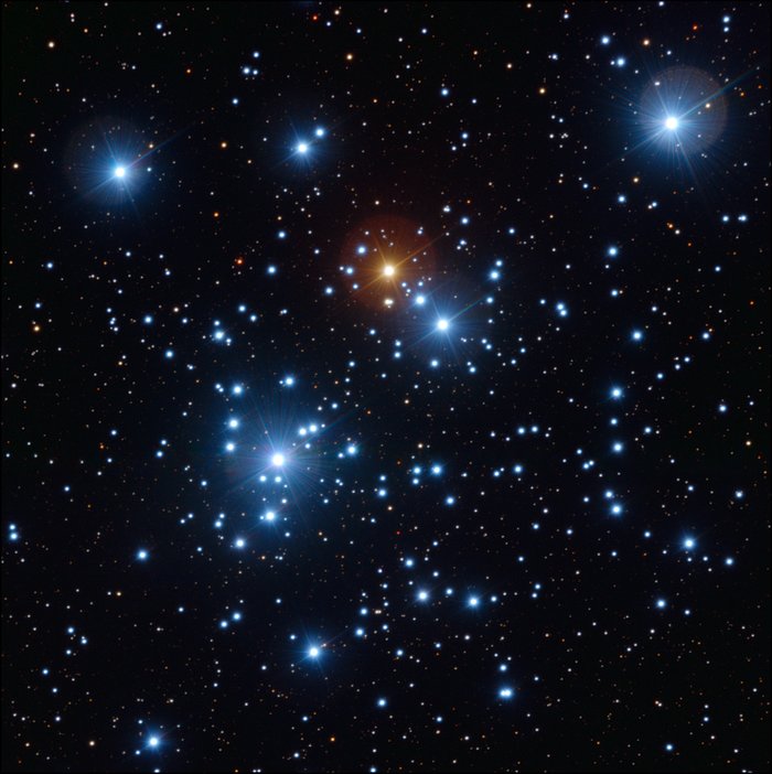 Uma fotografia do Enxame da Caixa de Joias com o VLT do ESO