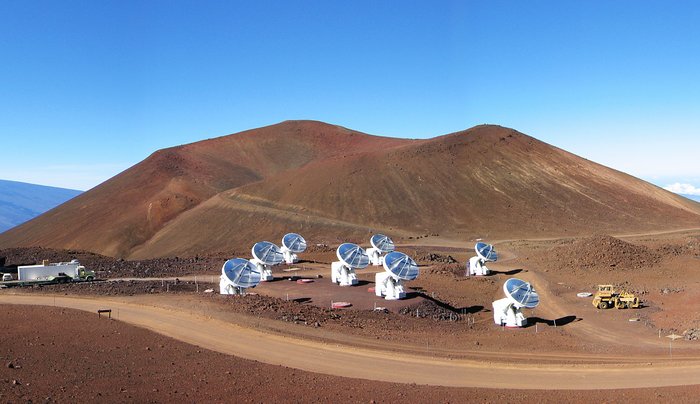 SMA-teleskooppi (Submillimeter Array) Mauna Kea -vuorella, Havaijilla