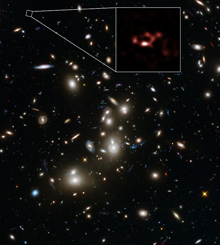 Pohled na galaxii A2744_YD4 pomocí ALMA a HST