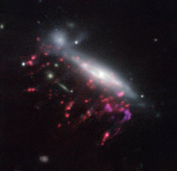 Beispiel einer Quallengalaxie