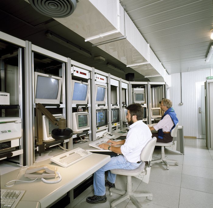 NTT control room