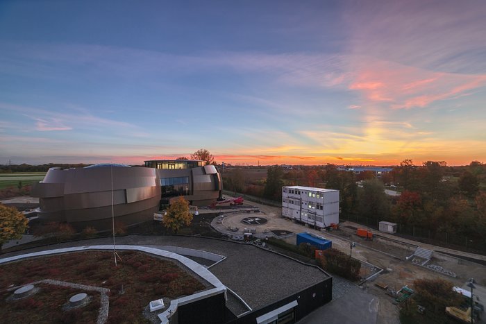 Planetariet og solfaklen