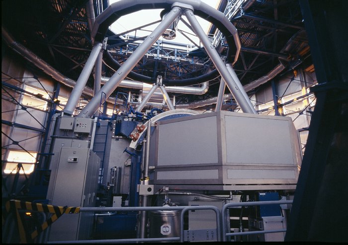 O espectrógrafo UVES montado no Telescópio Principal nº 2 do VLT - Kueyen