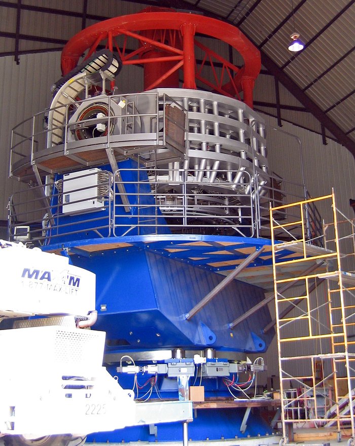 The VISTA telescope under construction