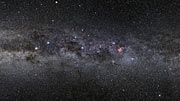Acercándose a la nebulosa Carina alrededor de la estrella Wolf–Rayet WR 22
