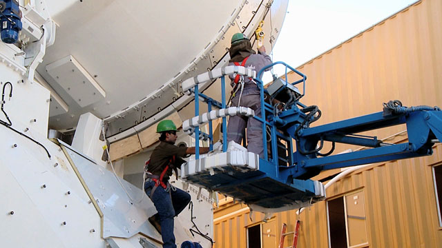 The assembling of an ALMA antenna at the Operations Site Facility (OSF) 6
