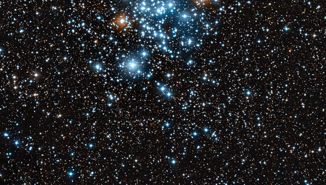 O enxame estelar NGC 3766