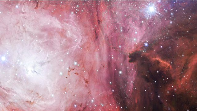 Panoramica dell'immagine della Nebulosa Laguna ottenuta dal VST