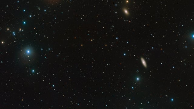 Immagine VST dell'ammasso di galassie della Fornace