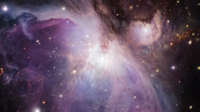 Zoommata entro una immagine infrarossa della Nebulosa di Orione.