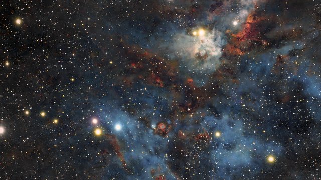 ESOcast 175 Light: Stjärnor och stoft i Carinanebulosan (4K UHD)