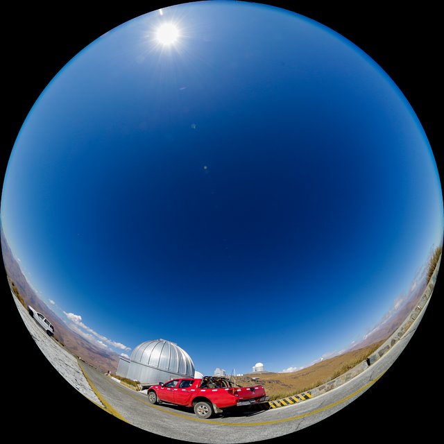 MPG/ESO 2.2-metre telescope at la Silla in action